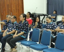 Bapak dan Ibu Guru Mendampingi Kegiatan Seminar